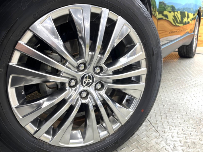 2023 Toyota Harrier Hybrid 6AA-AXUH80 (UW-69f02104426b5)[22]