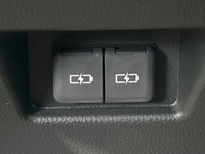 2023 Toyota Harrier Hybrid 6AA-AXUH80 (UW-69f0210460d03)[26]