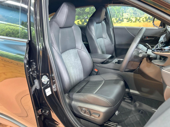 2023 Toyota Harrier Hybrid 6AA-AXUH80 (UW-69f0210460d03)[21]