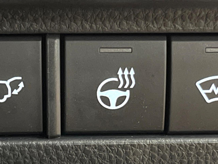 2024 Toyota Harrier Hybrid 6AA-AXUH80 (UW-69f0210661e80)[24]