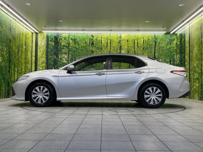 2018 Toyota Camry DAA-AXVH70 (UW-69f02106a2c9f)[26]