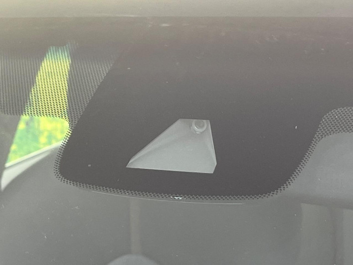 2018 Toyota Camry DAA-AXVH70 (UW-69f02106a2c9f)[4]