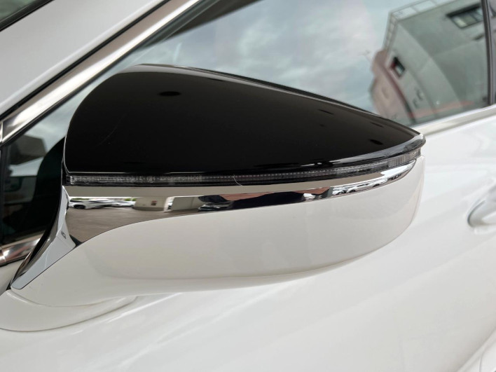 2019 Lexus ES 6AA-AXZH10 (UW-69f02108225de)[7]
