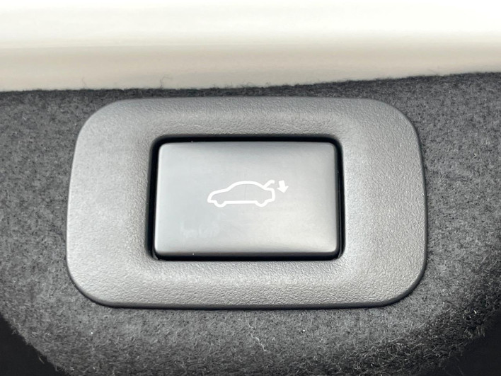 2019 Lexus ES 6AA-AXZH10 (UW-69f02108225de)[12]