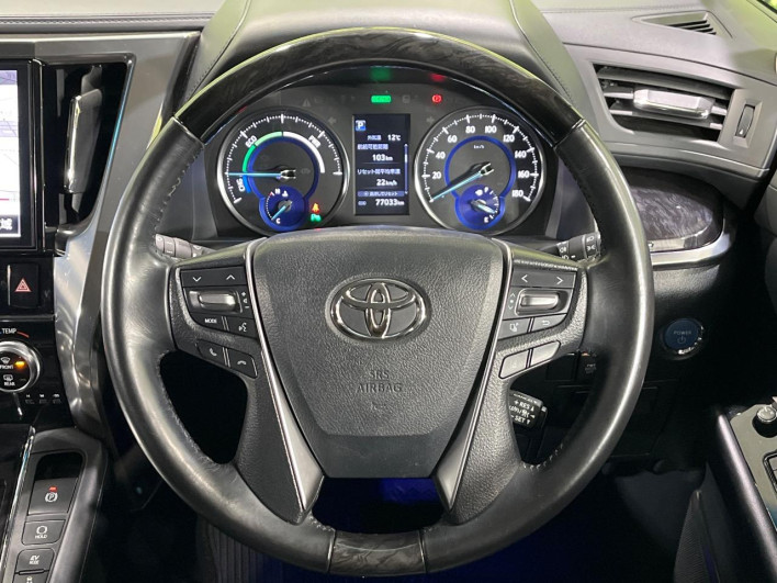 2018 Toyota Vellfire Hybrid DAA-AYH30W (UW-69f02108996ad)[18]
