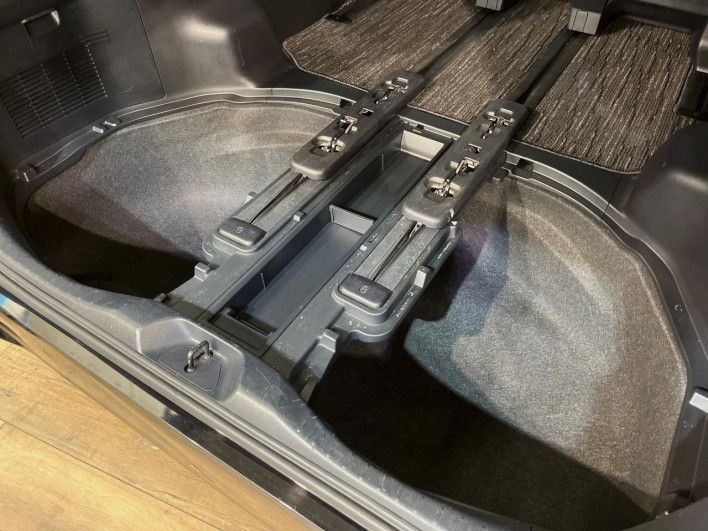 2021 Toyota Vellfire Hybrid 6AA-AYH30W (UW-69f02108bfd44)[8]