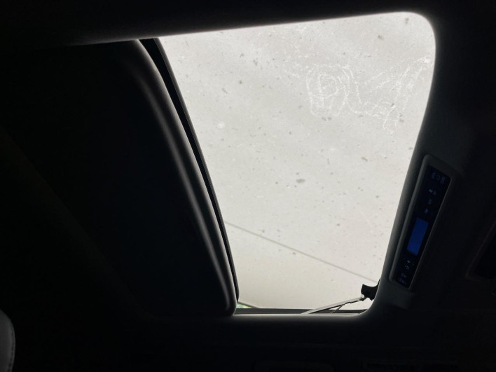 2021 Toyota Vellfire Hybrid 6AA-AYH30W (UW-69f02108bfd44)[28]