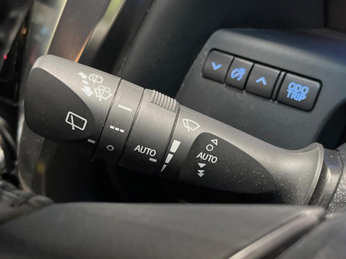 2022 Toyota Alphard Hybrid 6AA-AYH30W (UW-69f02109e5ea9)[17]