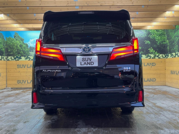 2022 Toyota Alphard Hybrid 6AA-AYH30W (UW-69f02109e5ea9)[4]