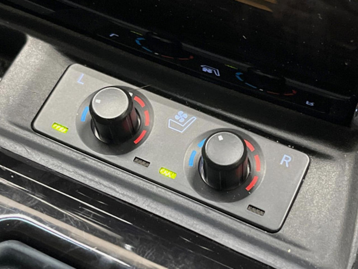 2022 Toyota Alphard Hybrid 6AA-AYH30W (UW-69f02109e5ea9)[23]