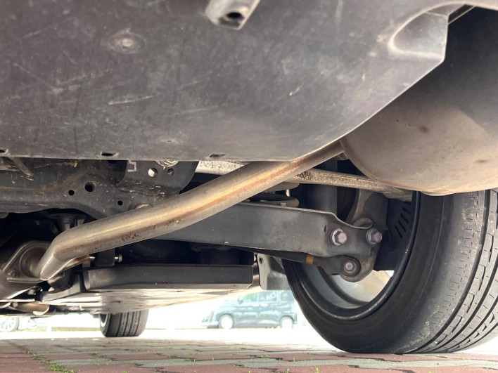 2018 Toyota Crown Hybrid 6AA-AZSH20 (UW-69f0210a3335d)[20]