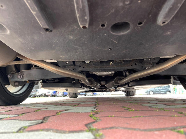 2018 Toyota Crown Hybrid 6AA-AZSH20 (UW-69f0210a3335d)[19]