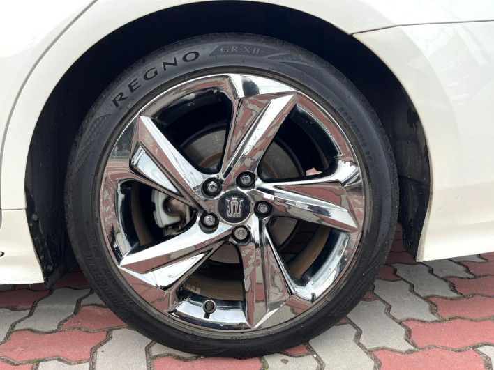 2018 Toyota Crown Hybrid 6AA-AZSH20 (UW-69f0210a3335d)[22]