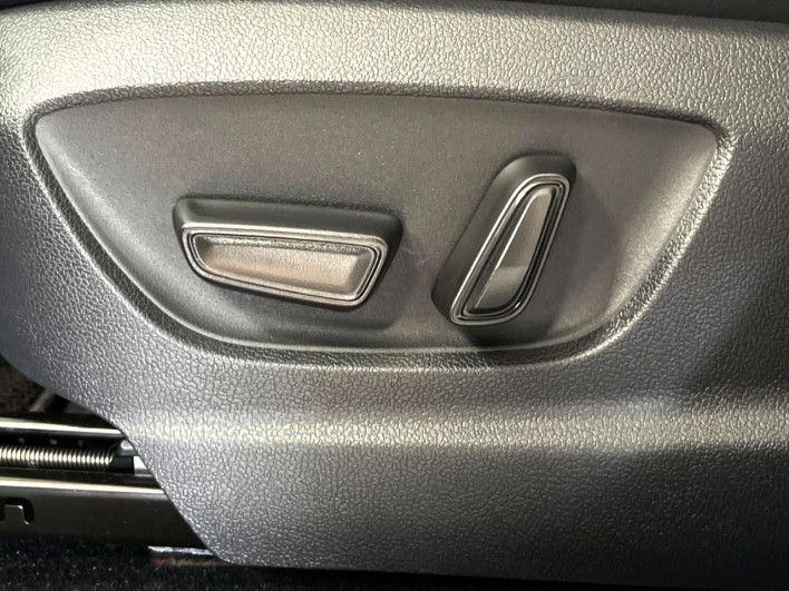 2024 Toyota Crown Sports 6AA-AZSH36W (UW-69f0210b2a90e)[7]