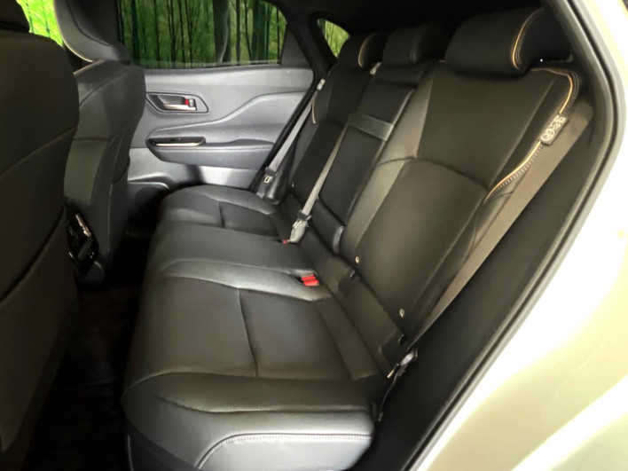 2024 Toyota Crown Sports 6AA-AZSH36W (UW-69f0210b2a90e)[8]