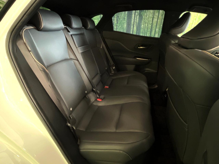 2024 Toyota Crown Sports 6AA-AZSH36W (UW-69f0210b2a90e)[19]