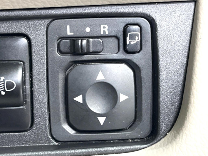 2018 Mitsubishi eK Wagon DBA-B11W (UW-69f0210bd050d)[29]