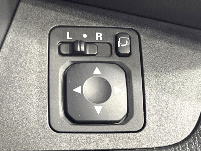 2017 Nissan DAYZ ROOX DBA-B21A (UW-69f0210d20eec)[7]