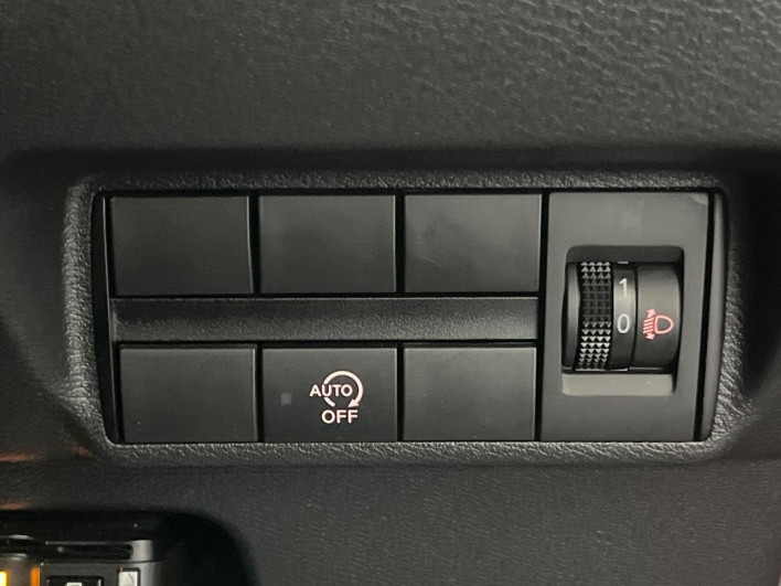 2019 Mitsubishi eK Cross 5AA-B34W (UW-69f02111588aa)[14]