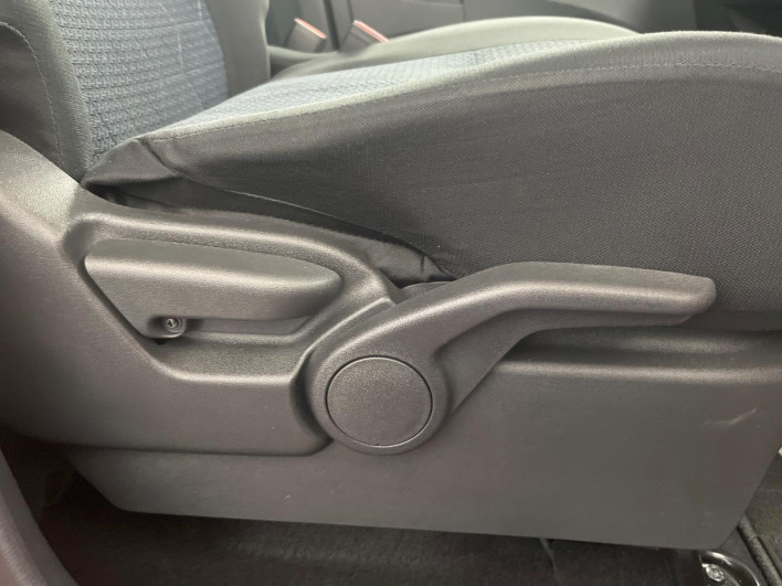 2019 Mitsubishi eK Cross 5AA-B34W (UW-69f02111588aa)[19]