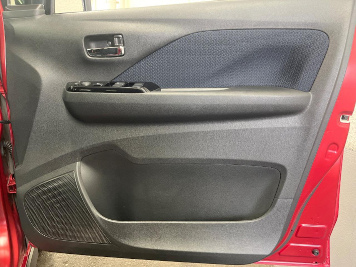 2019 Mitsubishi eK Cross 5AA-B34W (UW-69f02111588aa)[18]