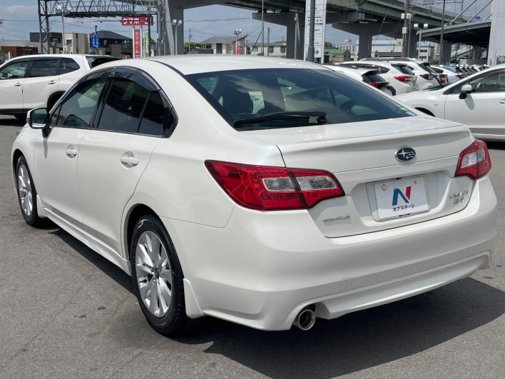 2016 Subaru Legacy B4 DBA-BN9 (UW-69f02120846d2)[21]