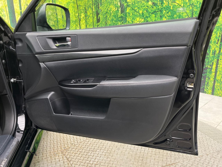 2011 Subaru Legacy Touring Wagon DBA-BR9 (UW-69f02122e5819)[23]