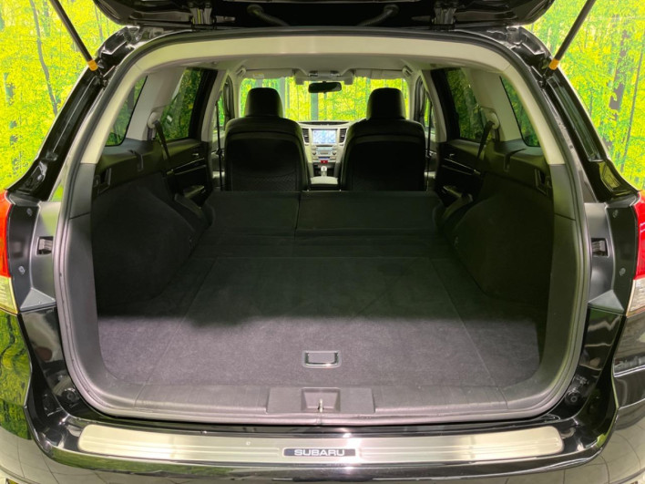 2011 Subaru Legacy Touring Wagon DBA-BR9 (UW-69f02122e5819)[13]