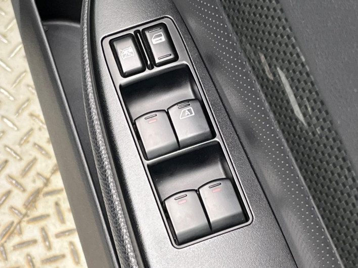 2011 Subaru Legacy Touring Wagon DBA-BR9 (UW-69f02122e5819)[21]