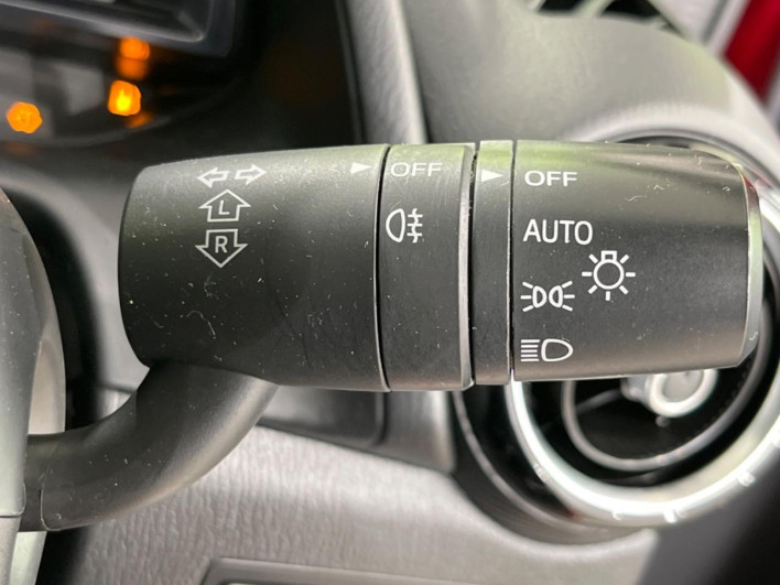 2017 Mazda Demio DBA-DJ3AS (UW-69f02125771a2)[26]