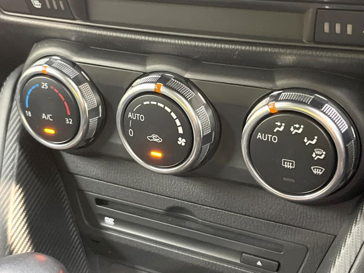 2019 Mazda Demio 6BA-DJLFS (UW-69f02126ee3de)[26]