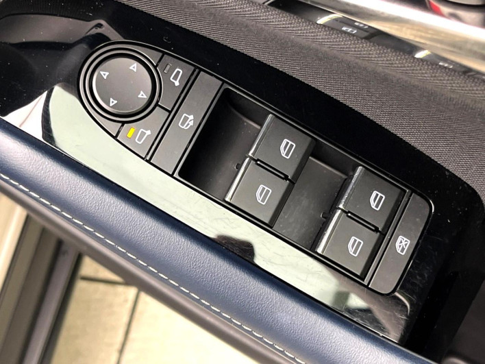 2024 Mazda CX-30 5AA-DMEJ3R (UW-69f02129212cf)[6]