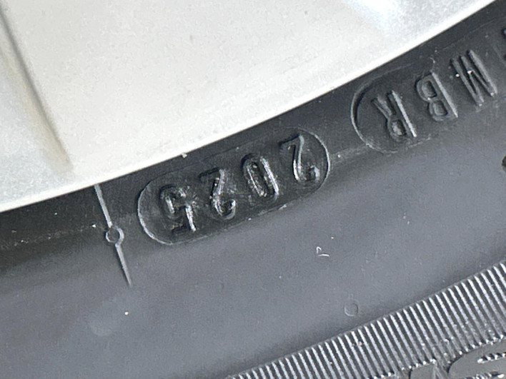 2014 Nissan Note DBA-E12 (UW-69f021294e224)[17]