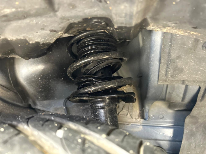 2014 Nissan Note DBA-E12 (UW-69f021294e224)[20]