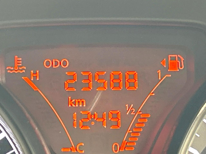 2018 Nissan Note DBA-E12 (UW-69f0212a51f98)[2]