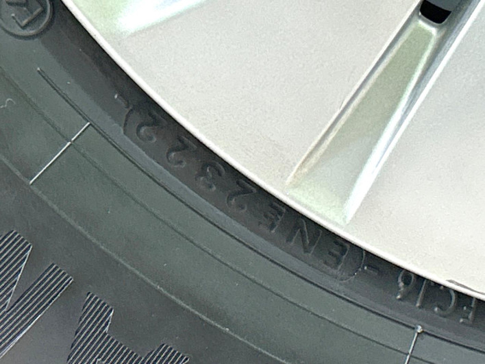 2018 Nissan Note DBA-E12 (UW-69f0212a51f98)[15]