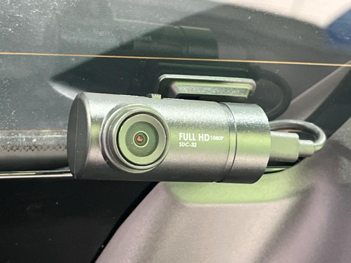 2021 Nissan Note 6AA-E13 (UW-69f0212b56d03)[24]