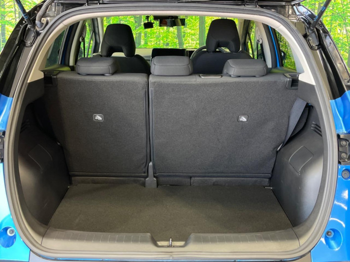 2021 Nissan Note 6AA-E13 (UW-69f0212b56d03)[13]