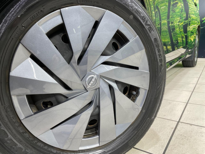 2021 Nissan Note 6AA-E13 (UW-69f0212b5fbd2)[5]