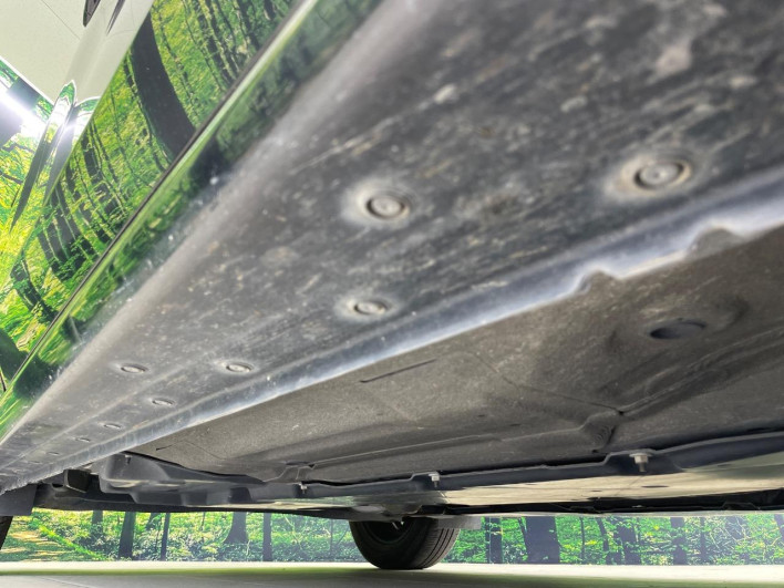 2021 Nissan Note 6AA-E13 (UW-69f0212b5fbd2)[23]