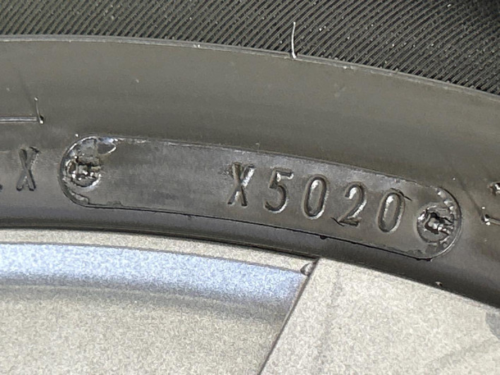 2021 Nissan Note 6AA-E13 (UW-69f0212b6277a)[12]