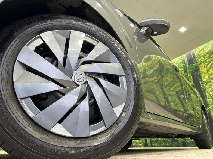 2021 Nissan Note 6AA-E13 (UW-69f0212b6277a)[9]