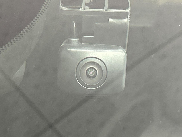 2021 Nissan Note 6AA-E13 (UW-69f0212b6277a)[5]