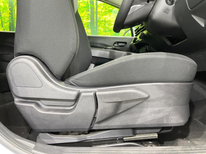 2022 Nissan Note 6AA-E13 (UW-69f0212c4d771)[10]