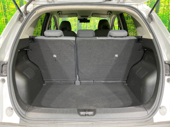 2022 Nissan Note 6AA-E13 (UW-69f0212c4d771)[17]