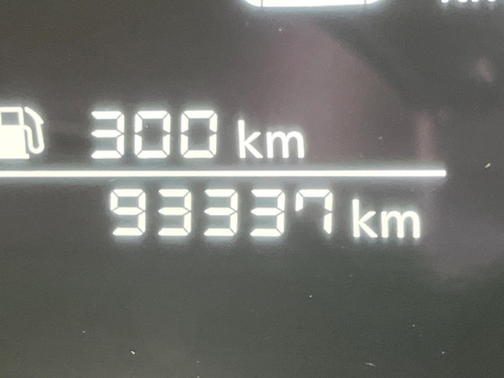 2022 Nissan Note 6AA-E13 (UW-69f0212c4d771)[2]