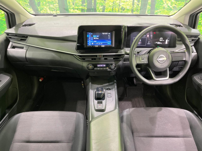 2022 Nissan Note 6AA-E13 (UW-69f0212c4d771)[23]