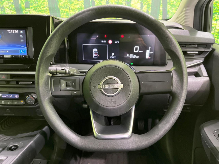 2022 Nissan Note 6AA-E13 (UW-69f0212c4d771)[24]