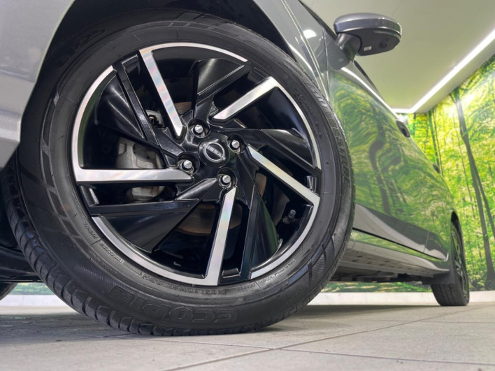 2022 Nissan Note 6AA-E13 (UW-69f0212d37b59)[17]