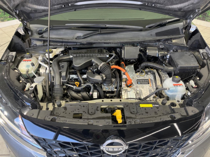 2022 Nissan Note 6AA-E13 (UW-69f0212d37b59)[16]